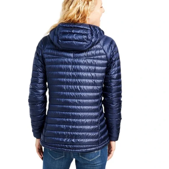 L.L. Bean Women's Ultralight 850 Down Packable Hooded Jacket Navy Size S NWT - Picture 3 of 16